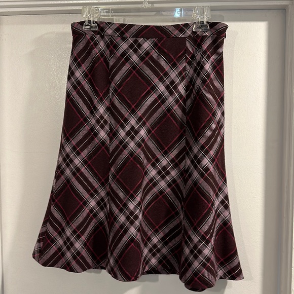 LOFT Dresses & Skirts - Ann Taylor Loft purple and white plaid skirt